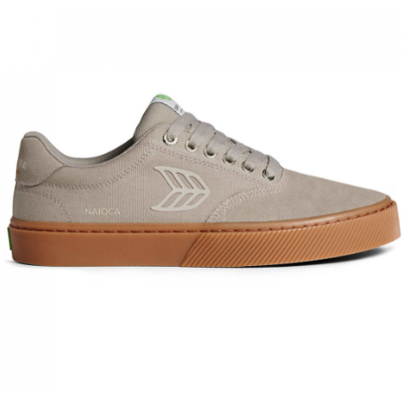 Cariuma-NAIOCA PRO Gum Cloud Grey Suede and Canvas Light Grey Logo Sneaker -9,5/42